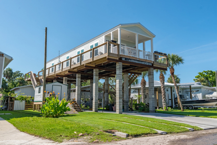 Coastal Retreat in Suwannee, FL for Sale - image 2