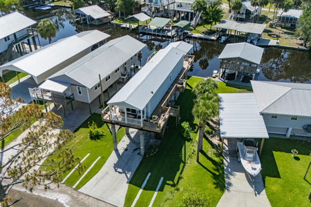 Coastal Retreat in Suwannee, FL for Sale - image 3