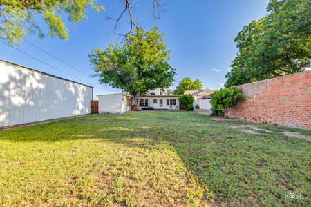 Versatile Commercial Property in Downtown San Angelo - image 16