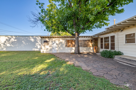 Versatile Commercial Property in Downtown San Angelo - image 17