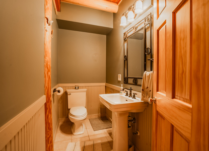 Hayes Haven Ranch - Two Gorgeous Log Homes on 250+ Acres - image 22