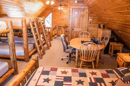 Hayes Haven Ranch - Two Gorgeous Log Homes on 250+ Acres - image 43