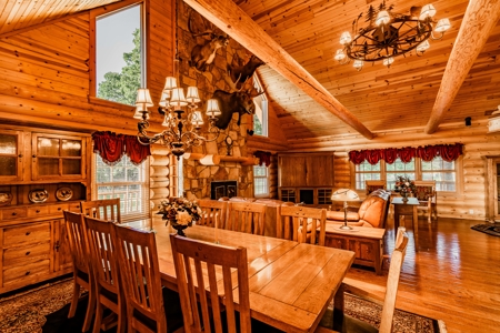 Hayes Haven Ranch - Two Gorgeous Log Homes on 250+ Acres - image 11