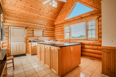 Hayes Haven Ranch - Two Gorgeous Log Homes on 250+ Acres - image 16