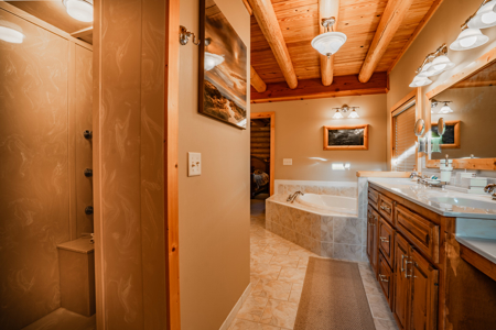 Hayes Haven Ranch - Two Gorgeous Log Homes on 250+ Acres - image 18
