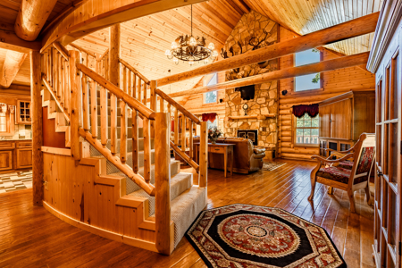 Hayes Haven Ranch - Two Gorgeous Log Homes on 250+ Acres - image 6