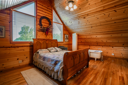 Hayes Haven Ranch - Two Gorgeous Log Homes on 250+ Acres - image 25