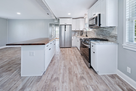 Suwannee Waterfront Home For Sale in Florida - image 35