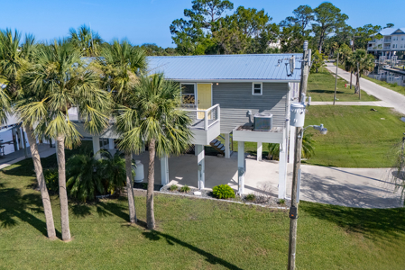 Suwannee Waterfront Home For Sale in Florida - image 1