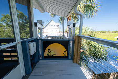 Suwannee Waterfront Home For Sale in Florida - image 10