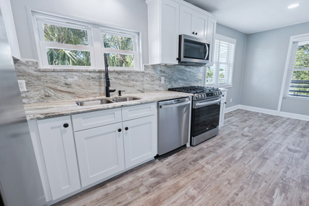 Suwannee Waterfront Home For Sale in Florida - image 33