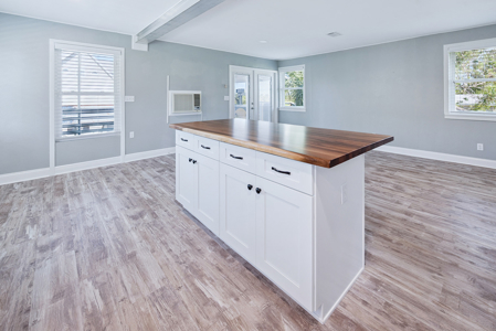 Suwannee Waterfront Home For Sale in Florida - image 34