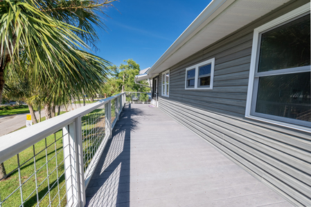 Suwannee Waterfront Home For Sale in Florida - image 8