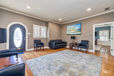 Downtown San Angelo Office with Apartment & Golf Views - image 7