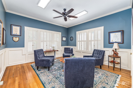 Downtown San Angelo Office with Apartment & Golf Views - image 12