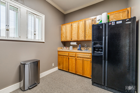 Downtown San Angelo Office with Apartment & Golf Views - image 15