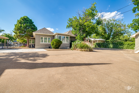 Downtown San Angelo Office with Apartment & Golf Views - image 30