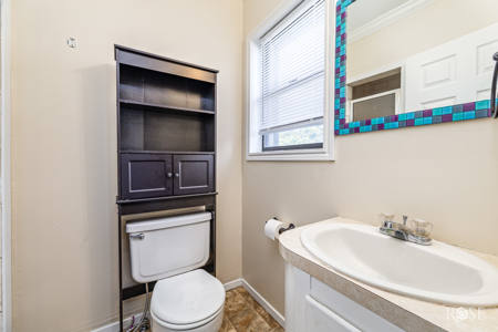 Downtown San Angelo Office with Apartment & Golf Views - image 26