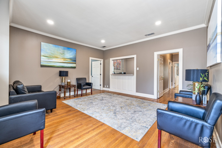 Downtown San Angelo Office with Apartment & Golf Views - image 5