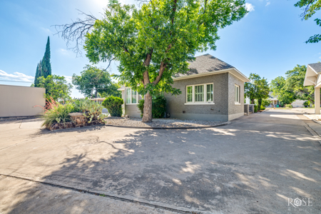 Downtown San Angelo Office with Apartment & Golf Views - image 33