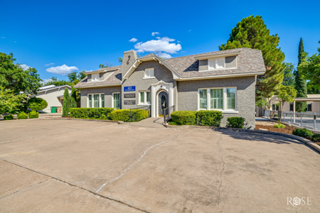Downtown San Angelo Office with Apartment & Golf Views - image 3