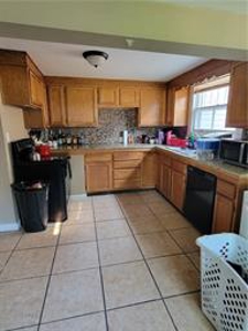 4 Bedroom Home for Sale in Iola, Kansas - image 8