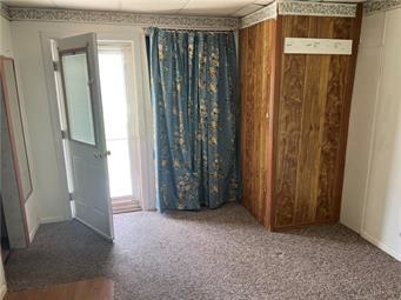 Charming Home for Sale in Iola, Kansas - image 8