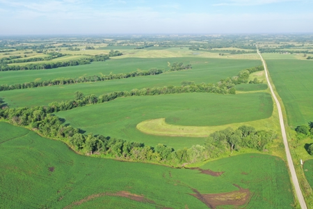 Top-Quality Harrison County Farm – 517 Acres m/l - image 18