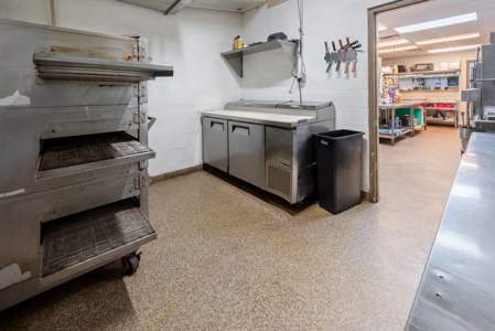 TURNKEY RESTAURANT OPPORTUNITY - Trenton, FL - image 16