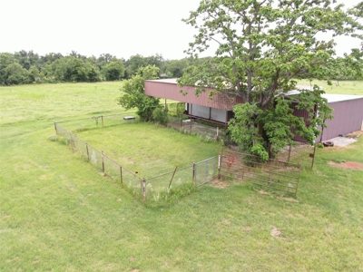 Charming Updated Home on Over 10 Acres  6605 Hwy 67-84, Bangs, Tx - image 20