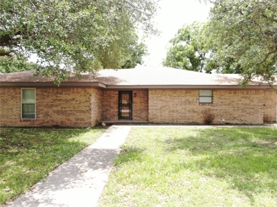 Charming Updated Home on Over 10 Acres  6605 Hwy 67-84, Bangs, Tx - image 18