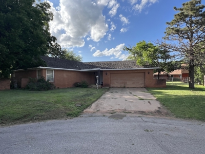 Investment Property In Elk City, Oklahoma - image 1