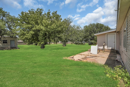 Home For Sale In Canute, Oklahoma - image 3