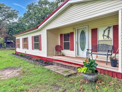 Lake Texoma Retreat for Sale - 3 bed, 2 bath - image 10