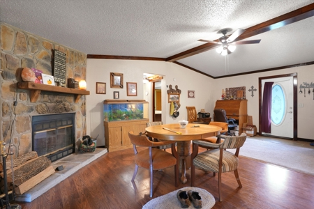 Lake Texoma Retreat for Sale - 3 bed, 2 bath - image 14