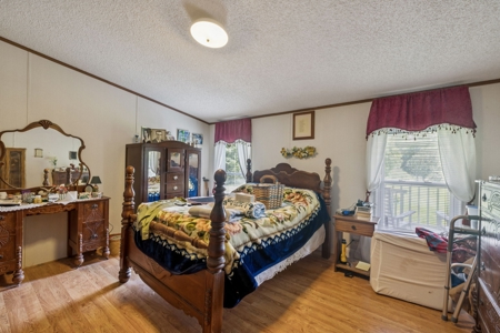Country Home for Sale in Hickman County, Tennessee - image 10
