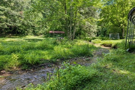 Country Home for Sale in Hickman County, Tennessee - image 3