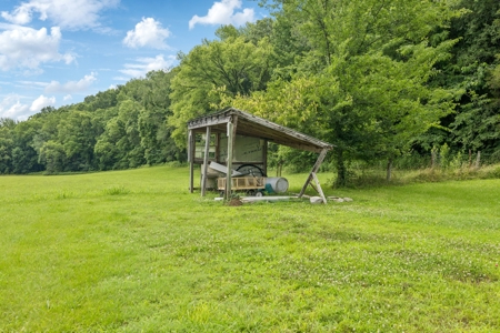 Country Home for Sale in Hickman County, Tennessee - image 19