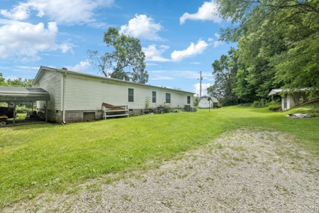 Country Home for Sale in Hickman County, Tennessee - image 24