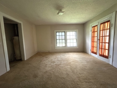 Starter or Investment Home For Sale in Bogata TX - image 6
