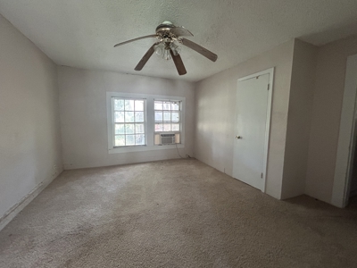 Starter or Investment Home For Sale in Bogata TX - image 13