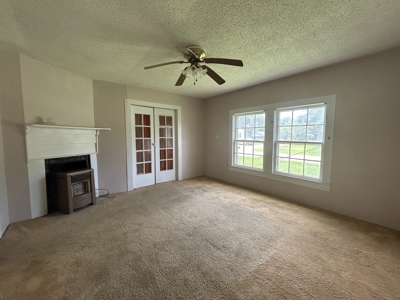 Starter or Investment Home For Sale in Bogata TX - image 3
