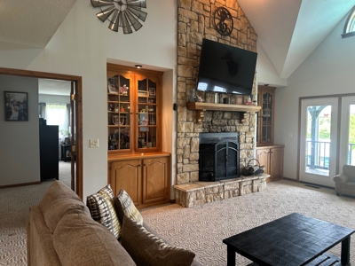 Spacious Country Living on 19+ Acres! - image 15