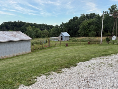 Spacious Country Living on 19+ Acres! - image 6