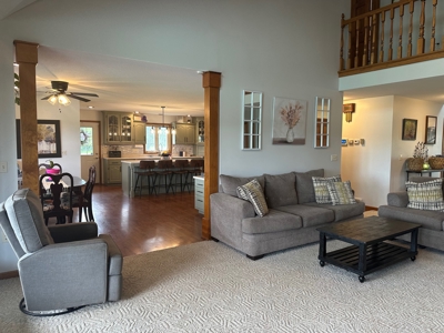Spacious Country Living on 19+ Acres! - image 18