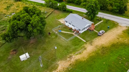 Country Home For Sale Edwards, Mo - image 9