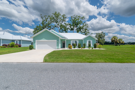 Charming Home For Sale in Fanning Springs, FL - image 1