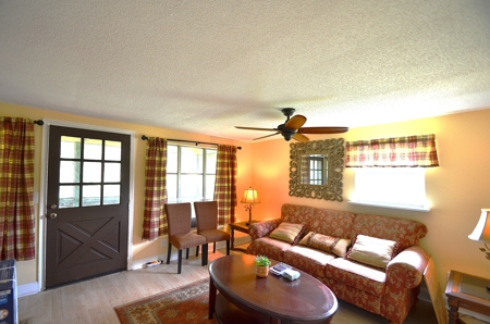 Beautiful secluded Creekside Stilt Cabin in Arcadia, Florida! - image 5