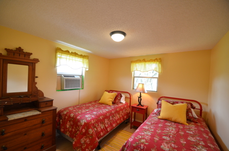 Beautiful secluded Creekside Stilt Cabin in Arcadia, Florida! - image 12