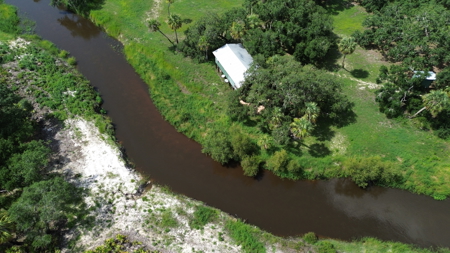 Beautiful secluded Creekside Stilt Cabin in Arcadia, Florida! - image 22